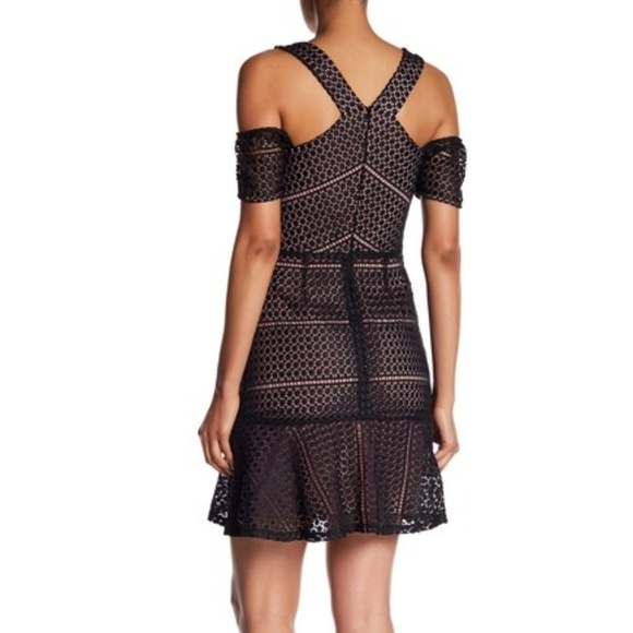 ABS Dress Size 4 Open Shoulder Black/Pink Crochet Illusion fit & flare Party - Picture 5 of 9